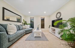 4 Grand Terrace, Waterford, Qld 4133