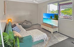 2 Golding Street, Barney Point, Qld 4680