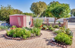31 Allambi Way, South Yunderup, WA 6208