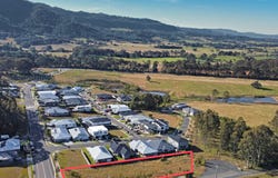 55 Lancaster Drive, Badagarang, NSW 2540