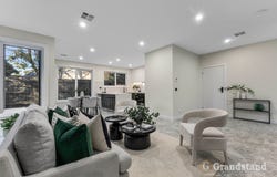 2/10 Meadow Lane, Ferntree Gully, Vic 3156