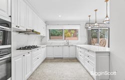 11 Glen Court, Glen Waverley, Vic 3150