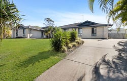 10 Golf Crescent, Craignish, Qld 4655