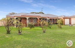 4 Geoffrey Court, Kilmore, Vic 3764