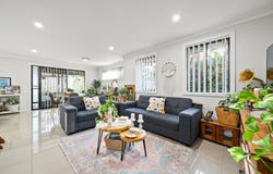 11 Peck Close, Oran Park, NSW 2570
