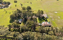 1653 Thomas Road, Oakford, WA 6121
