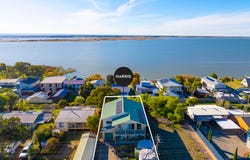 26 Sidney Parade, Hindmarsh Island, SA 5214