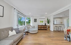 8 Koolinda Avenue, Point Clare, NSW 2250