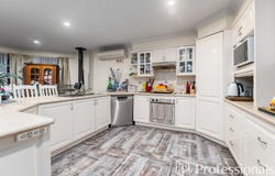 15 Locke Street, Raglan, NSW 2795