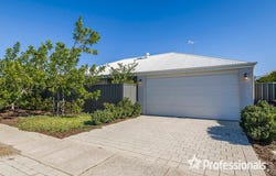 2 Ardrossan Loop, Kingsley, WA 6026