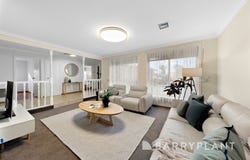 34 Aquanita Crescent, Keilor Downs, Vic 3038