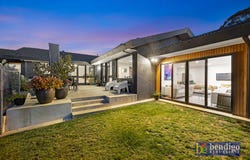 19 Houlahan Street, Kennington, Vic 3550
