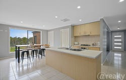 21C Pepperell Drive, Drouin, Vic 3818