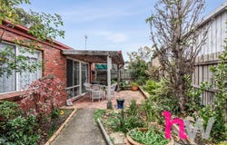 9 Chenin Mews, Waurn Ponds, Vic 3216