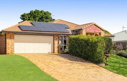 3 Currawong Drive, Highfields, Qld 4352