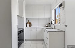 17/10-16 Wetherby Road, Doncaster, Vic 3108