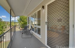 17 Norris Street, West Gladstone, Qld 4680