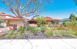 85 Stonehaven Parade, Kinross, WA 6028