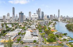 13/38 Thomas Drive, Chevron Island, Qld 4217