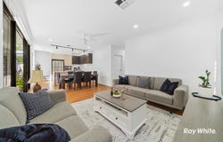 21/7 Delonix Place, Eight Mile Plains, Qld 4113