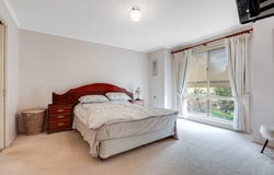 11 Fairbairn Street, Glenroy, NSW 2640