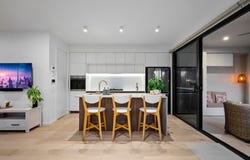 1/202 Stanhill Drive, Surfers Paradise, Qld 4217