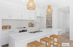 12 North Place, Hidden Valley, Qld 4703
