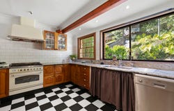 10 Heights Place, Hornsby Heights, NSW 2077