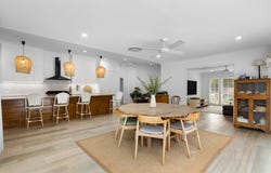 8 Serene Place, Fig Tree Pocket, Qld 4069