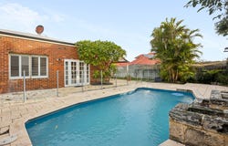 11 Quincy Loop, Iluka, WA 6028