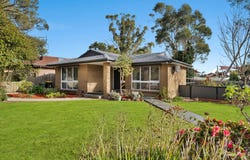 56 James Cook Drive, Endeavour Hills, Vic 3802