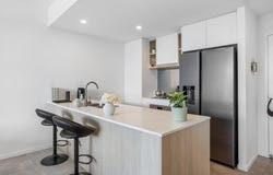 1813/6-8 Sickle Avenue, Hope Island, Qld 4212