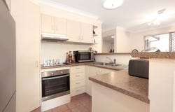 2/6 Macbeth Court, Merrimac, Qld 4226