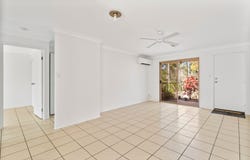 4/16 Adventure Avenue, Oxenford, Qld 4210