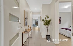 17 Swanton Avenue, Williams Landing, Vic 3027