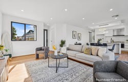 2/1 Almond Avenue, Brooklyn, Vic 3012