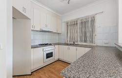 1/60 Arthur Phillip Drive, Endeavour Hills, Vic 3802