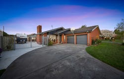 2 Links Court, Invermay Park, Vic 3350
