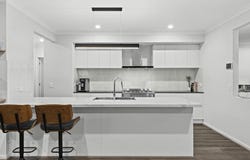 42 Grevillea Way, Park Ridge, Qld 4125