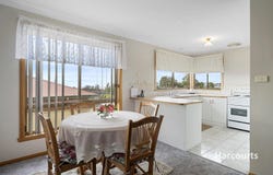 2/19 Stevens Place, Park Grove, Tas 7320