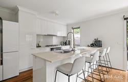 125 Spriggs Drive, Croydon, Vic 3136