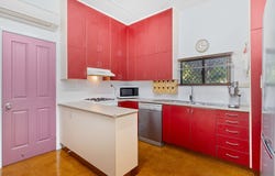 69 Main Street, Park Avenue, Qld 4701