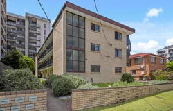 2/7 Zillah Street, Stones Corner, Qld 4120