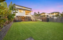 11 Solar Circuit, Spring Mountain, Qld 4300