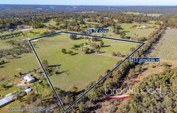 411 Dinsdale Road, Wooroloo, WA 6558