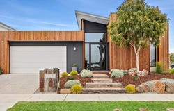 15 Harcombe Crescent, Torquay, Vic 3228