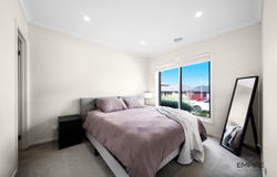 21 Mediterranean Avenue, Clyde, Vic 3978