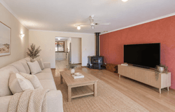 38 Henderson Road, Victor Harbor, SA 5211