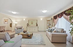 4 Cowan Close, Seven Hills, NSW 2147