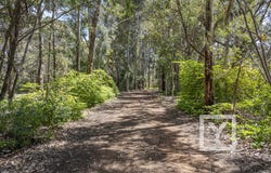 80 Lagoon Drive, Yallingup, WA 6282